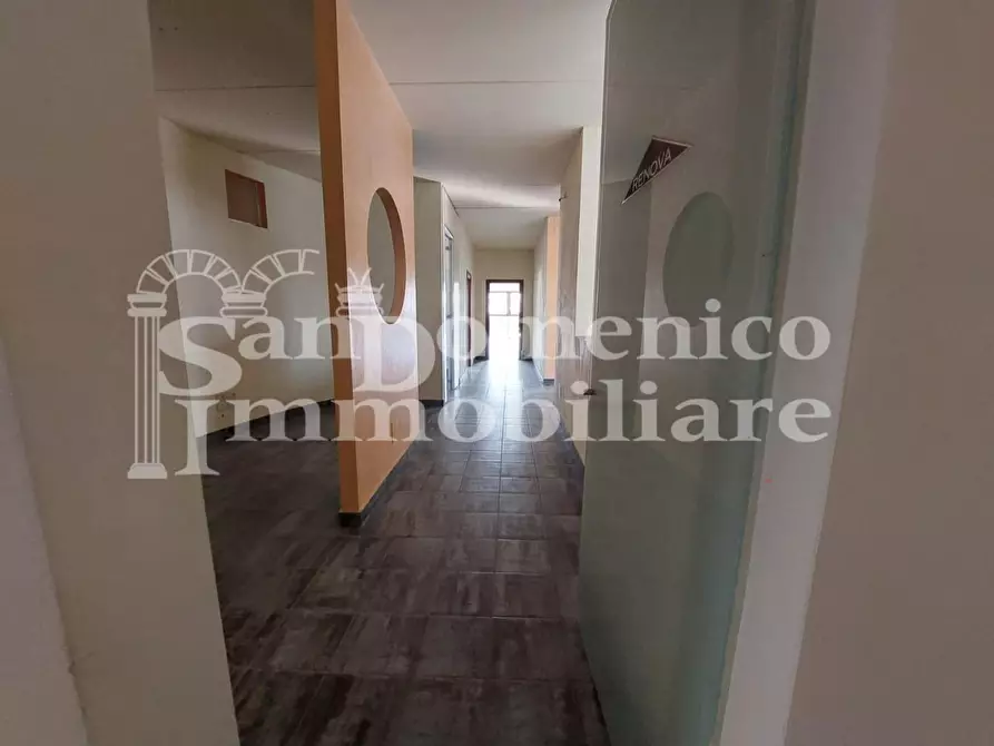 Immagine 18 di Ufficio in vendita  a Pisa