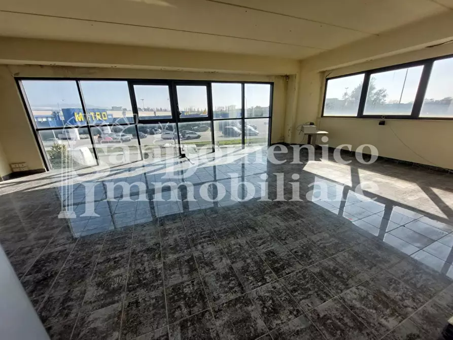 Immagine 27 di Ufficio in vendita  a Pisa