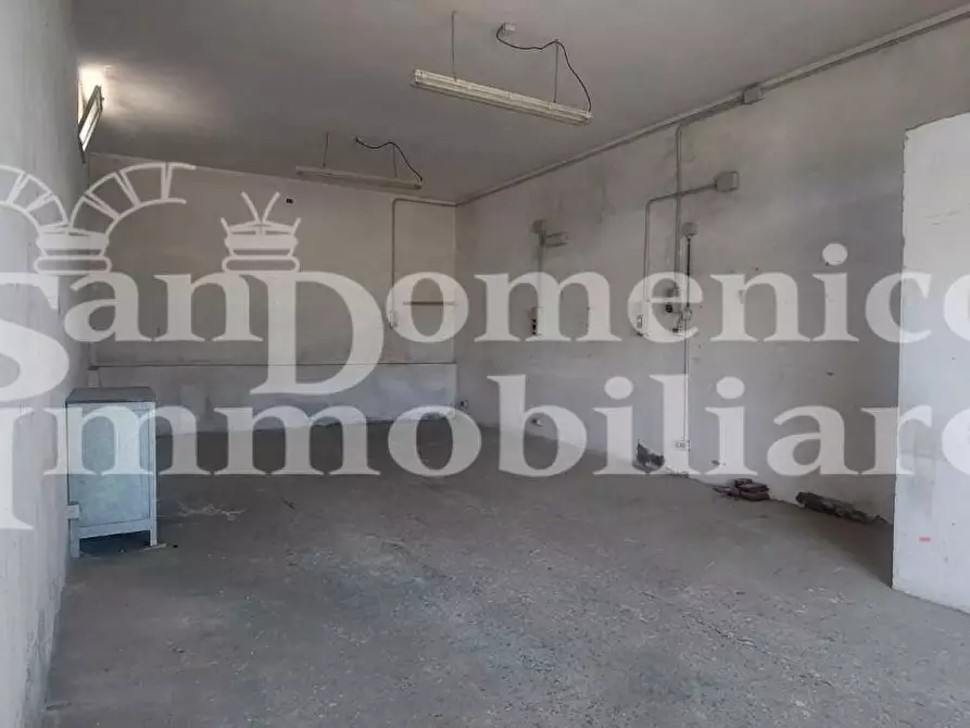 Immagine 2 di Attività artigianale in vendita  a Cascina