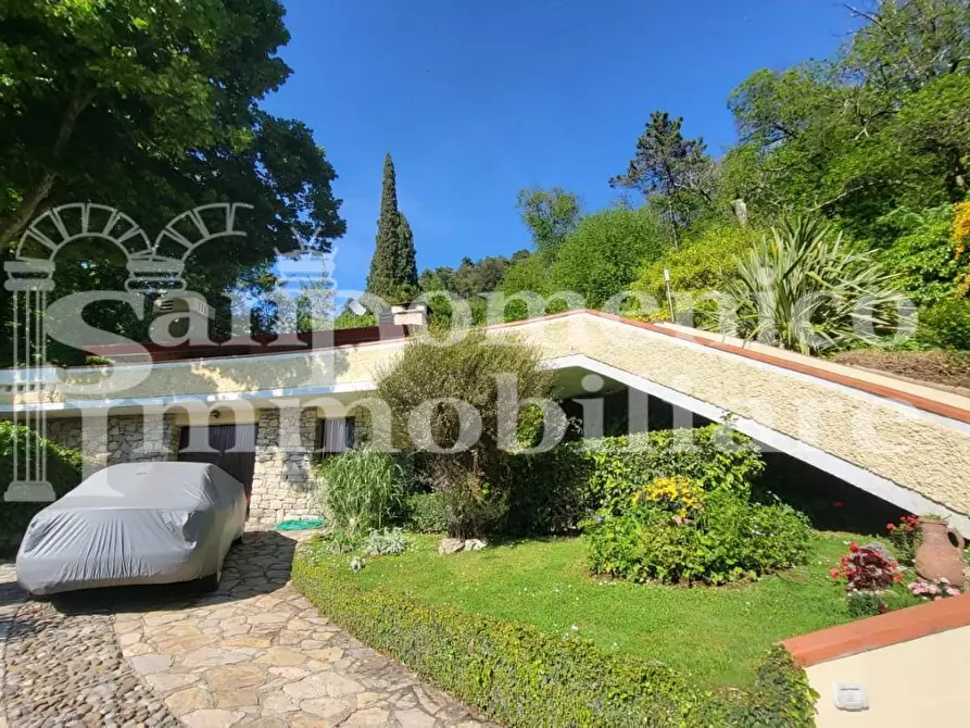 Immagine 5 di Villa in vendita  a San Giuliano Terme