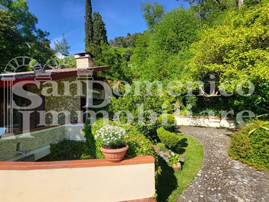 Immagine 7 di Villa in vendita  a San Giuliano Terme