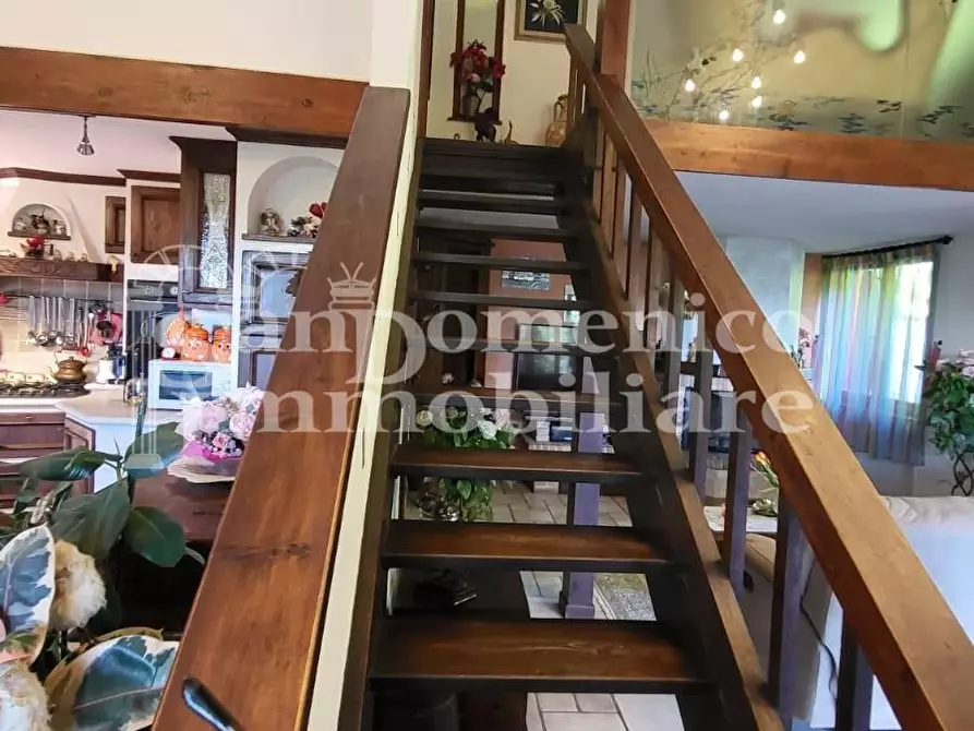 Immagine 17 di Villa in vendita  a San Giuliano Terme