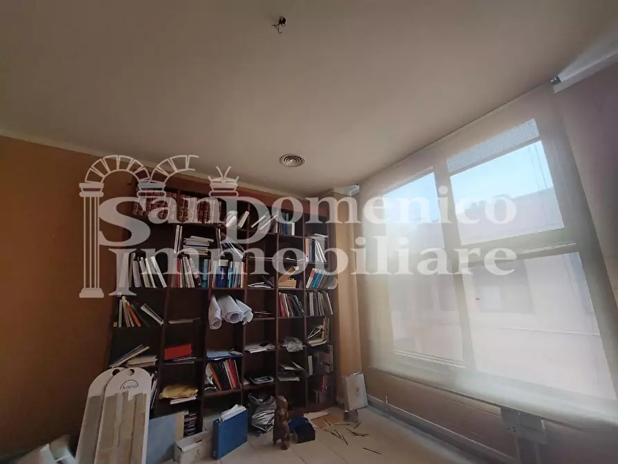 Immagine 7 di Ufficio in vendita  a Pontedera