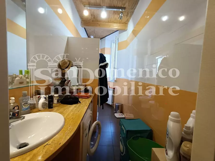Immagine 12 di Appartamento in vendita  a Livorno