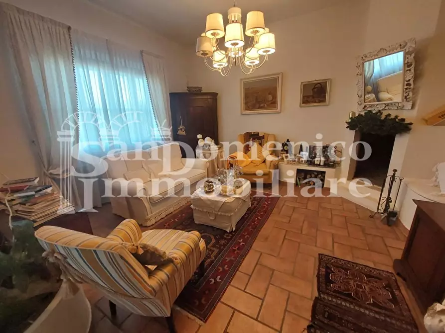 Immagine 1 di Casa indipendente in vendita  a Pisa