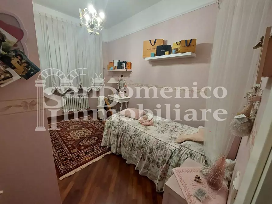 Immagine 12 di Casa indipendente in vendita  a Pisa