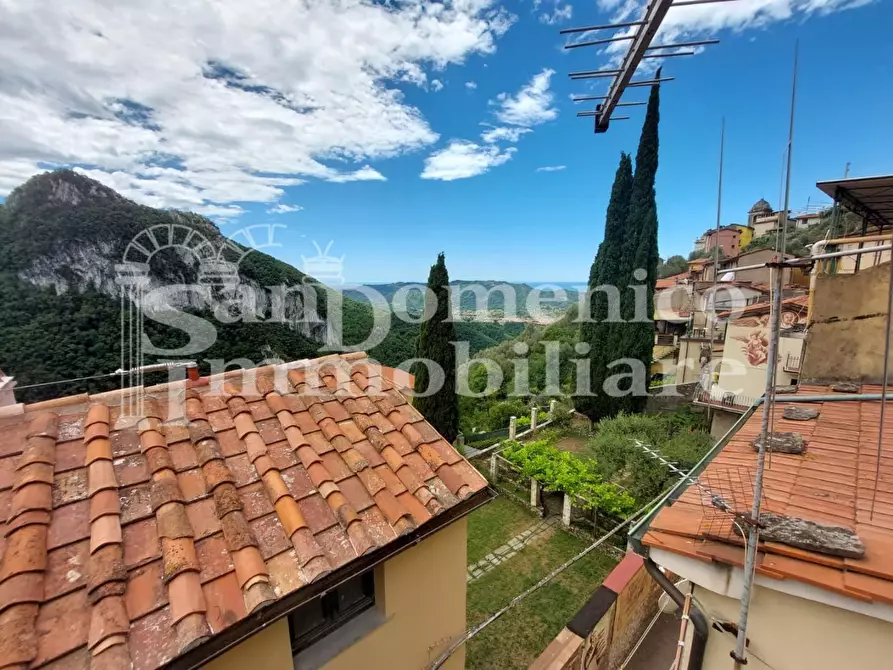 Immagine 32 di Terratetto in vendita  a Camaiore