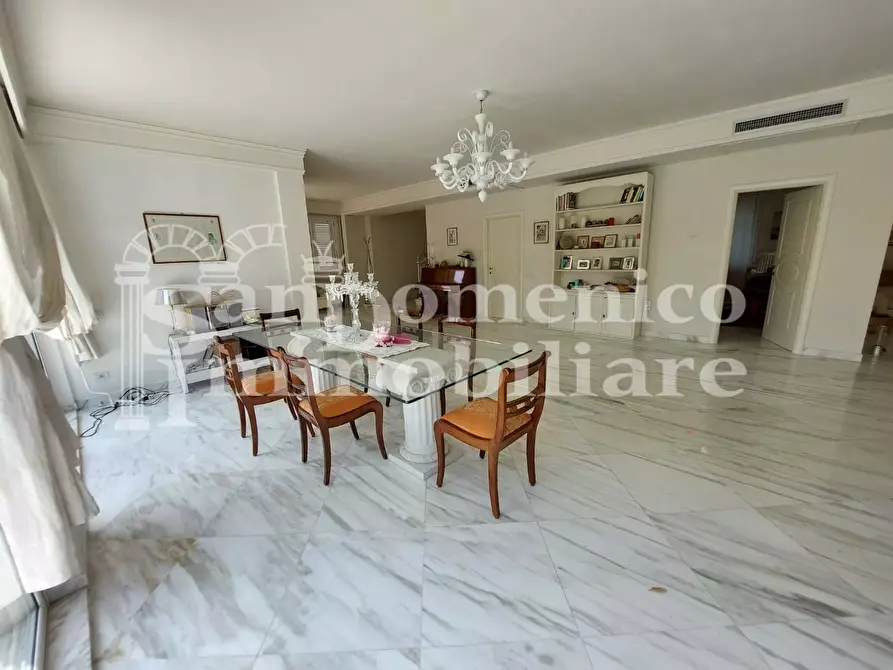 Immagine 35 di Villa in vendita  a Pisa