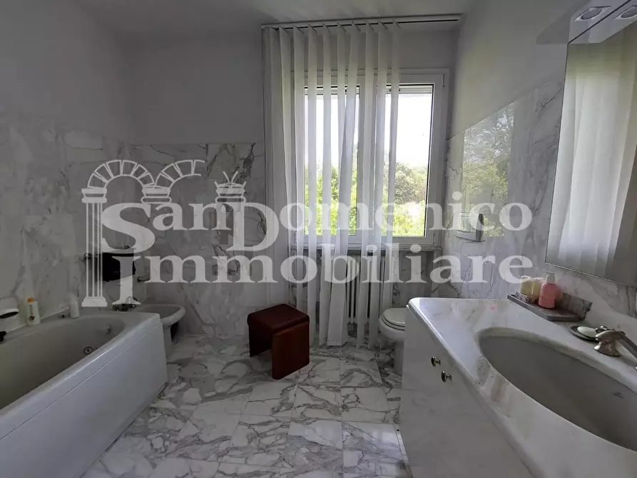 Immagine 57 di Villa in vendita  a Pisa