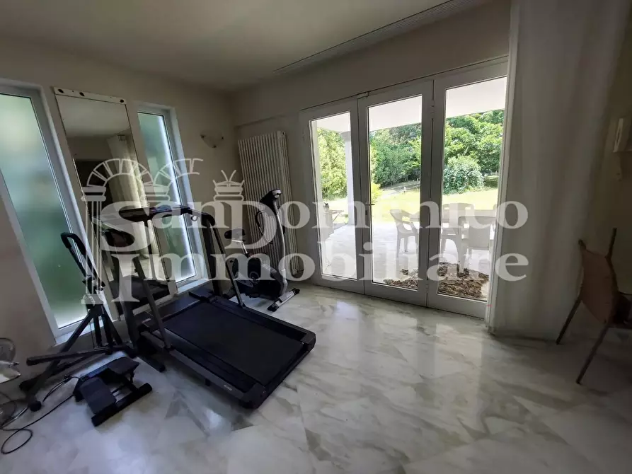 Immagine 69 di Villa in vendita  a Pisa