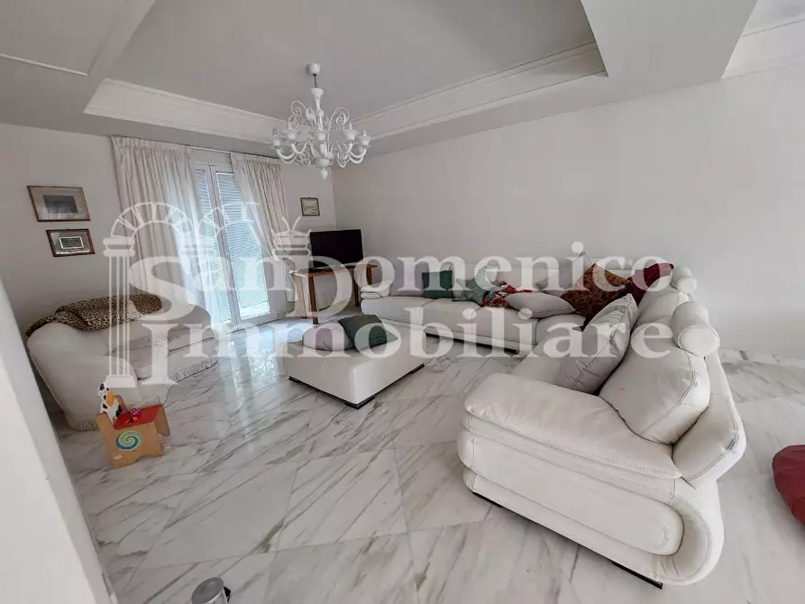 Immagine 30 di Villa in vendita  a Pisa