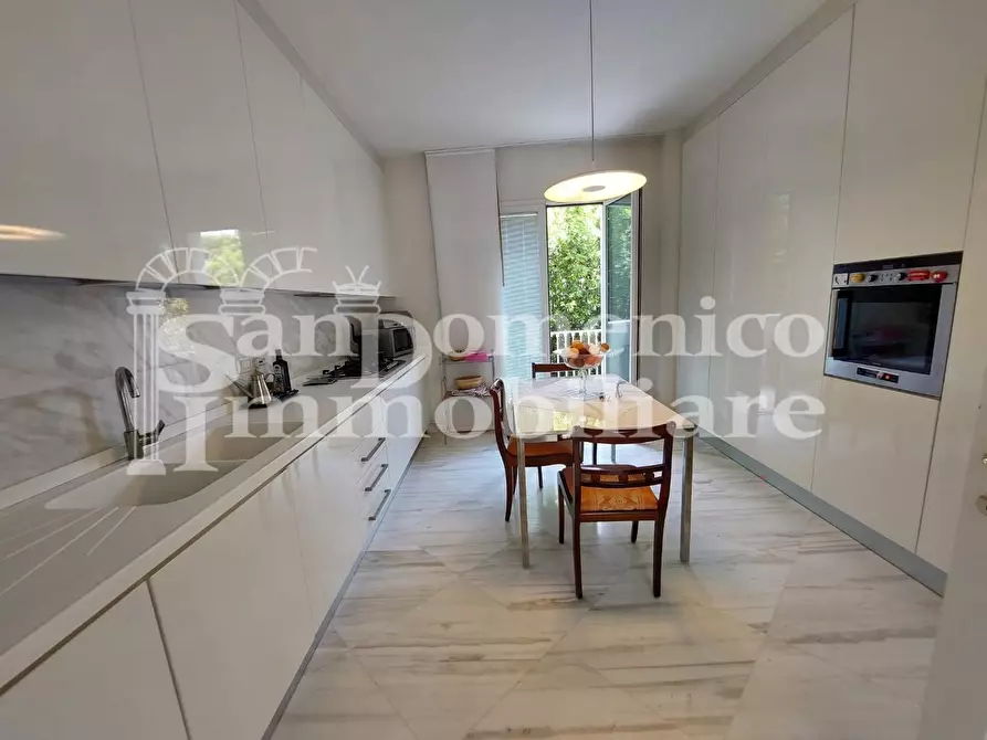 Immagine 38 di Villa in vendita  a Pisa