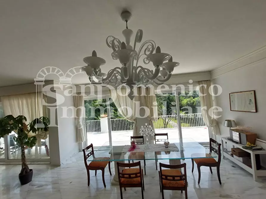 Immagine 36 di Villa in vendita  a Pisa