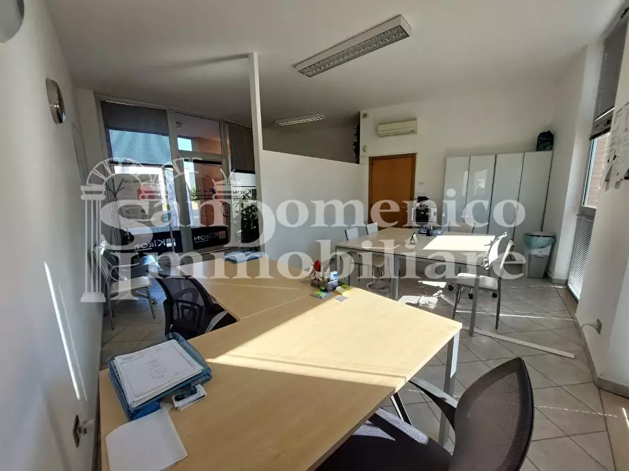 Immagine 5 di Ufficio in affitto  a San Giuliano Terme