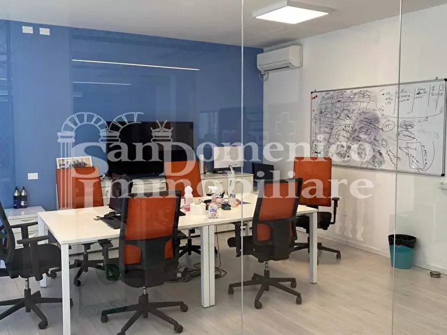 Immagine 6 di Ufficio in affitto  a Cascina