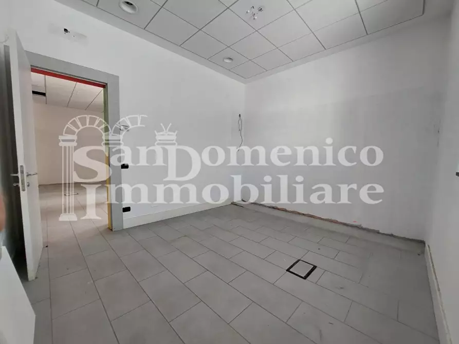 Immagine 22 di Ufficio in vendita  a Pisa