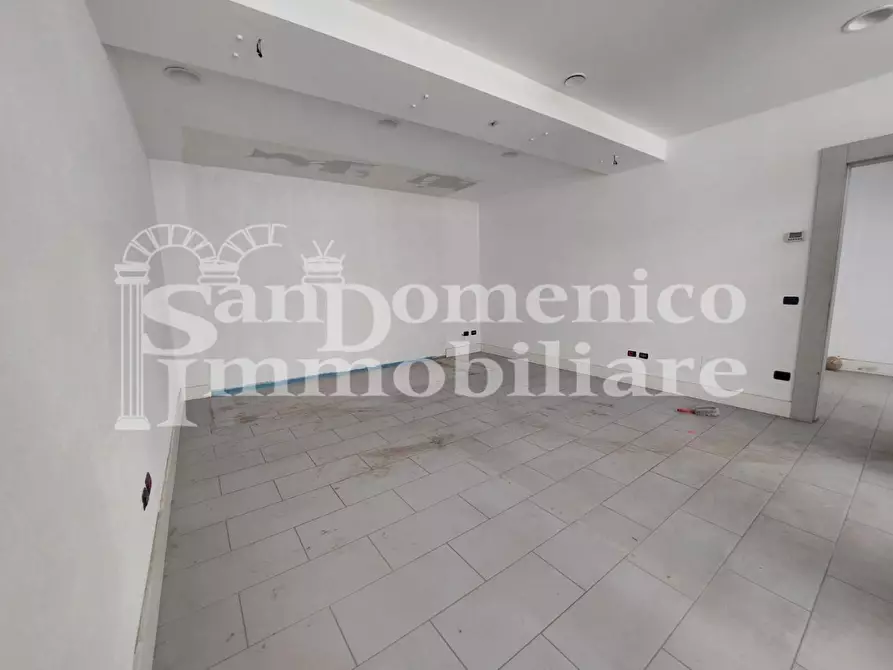 Immagine 21 di Ufficio in vendita  a Pisa