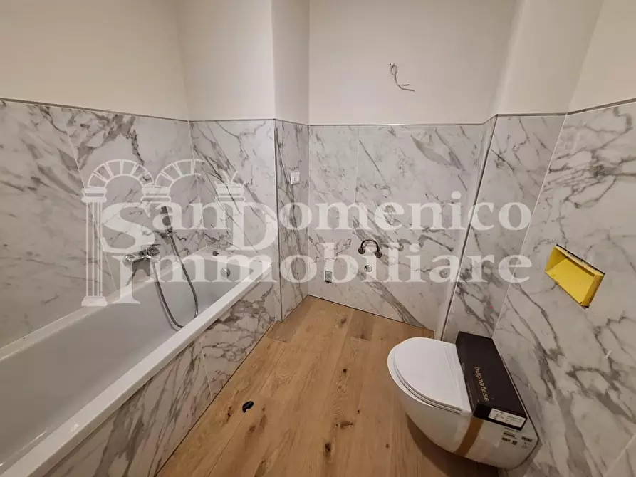 Immagine 10 di Appartamento in vendita  a Pisa