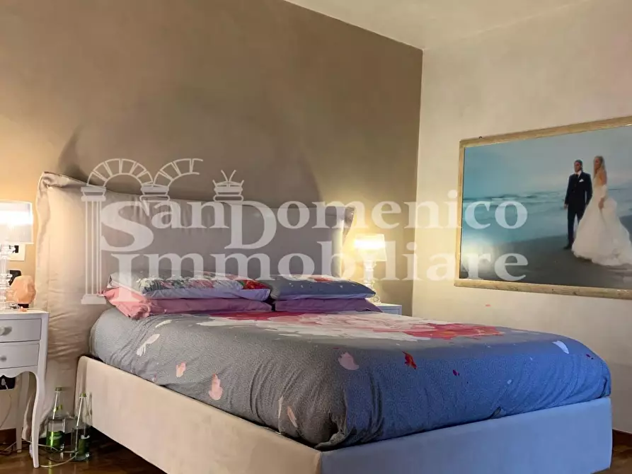 Immagine 22 di Villa in vendita  a Cascina