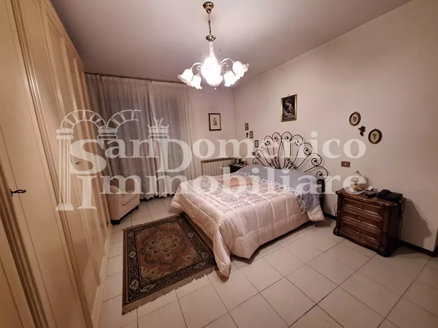 Immagine 20 di Villetta a schiera in vendita  a Vecchiano