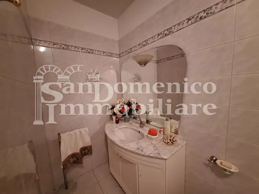 Immagine 29 di Villetta a schiera in vendita  a Vecchiano