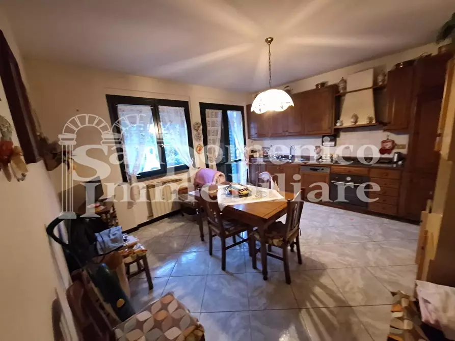 Immagine 9 di Villetta a schiera in vendita  a Vecchiano