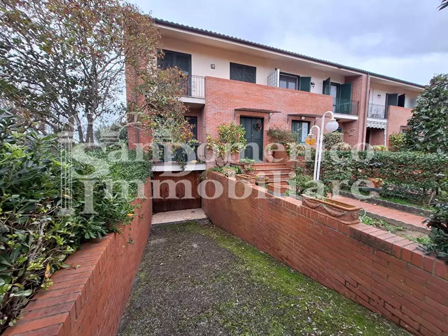 Immagine 40 di Villetta a schiera in vendita  a Vecchiano