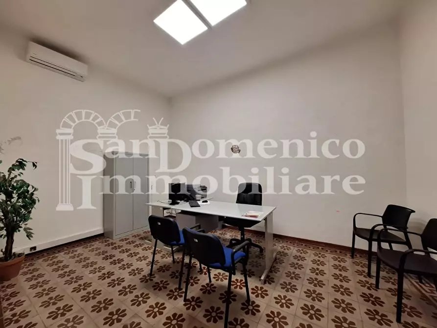 Immagine 3 di Ufficio in affitto  a Cascina
