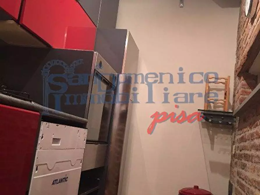Immagine 11 di Appartamento in vendita  a Pisa