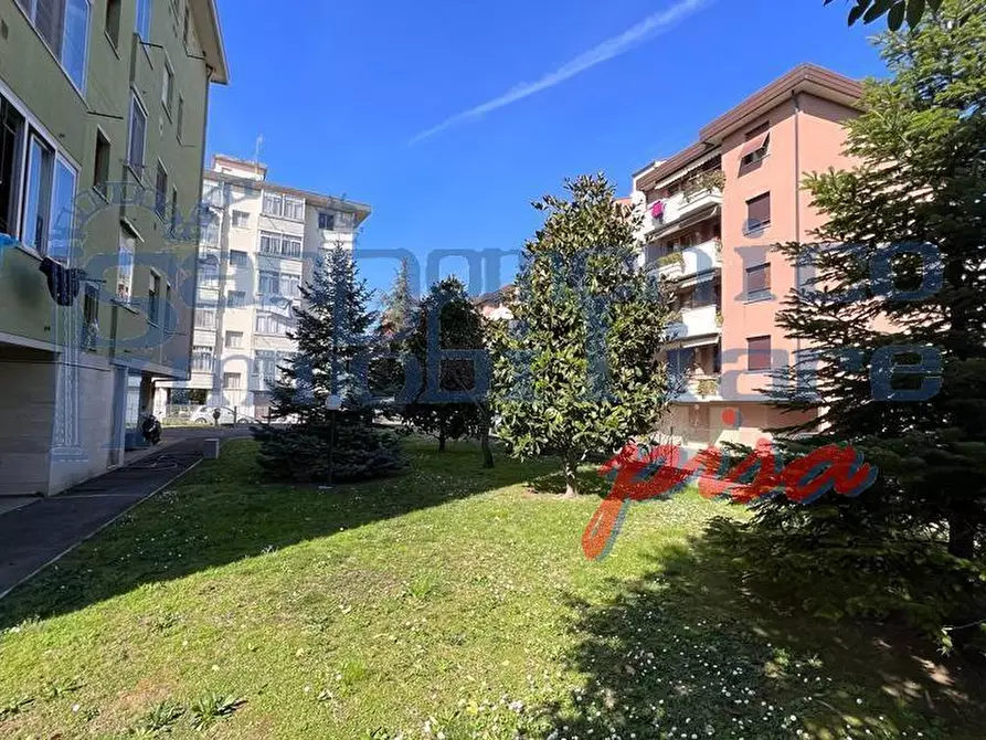 Immagine 11 di Appartamento in vendita  a Pisa