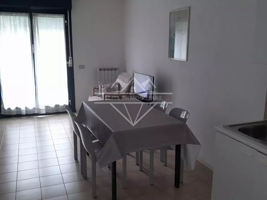 Immagine 6 di Appartamento in affitto  a Carrara