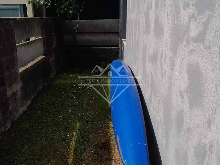 Immagine 19 di Appartamento in affitto  a Carrara