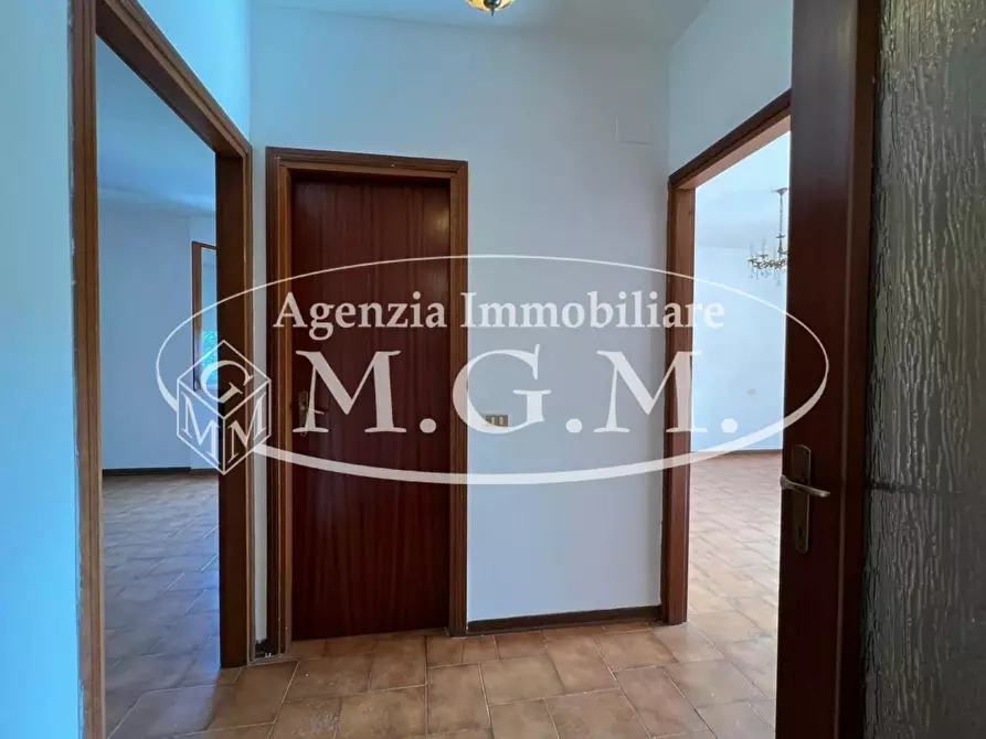 Immagine 19 di Appartamento in vendita  a Santa Maria A Monte