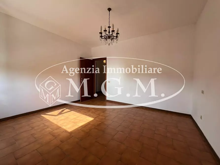 Immagine 18 di Appartamento in vendita  a Santa Maria A Monte