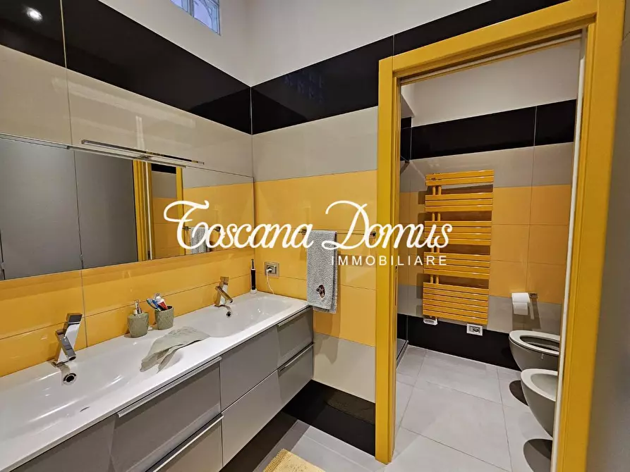 Immagine 29 di Appartamento in vendita  a Siena