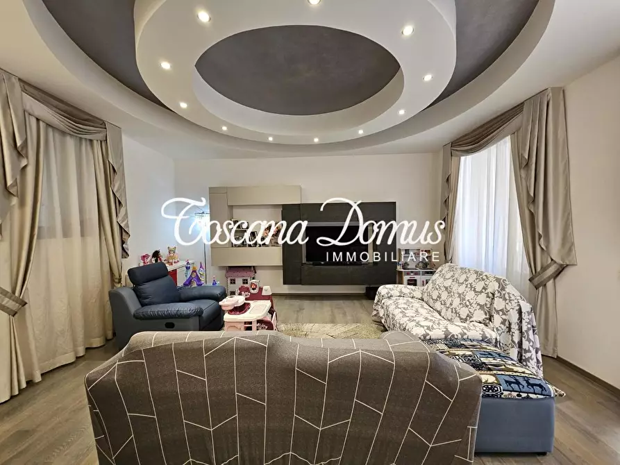 Immagine 6 di Appartamento in vendita  a Siena