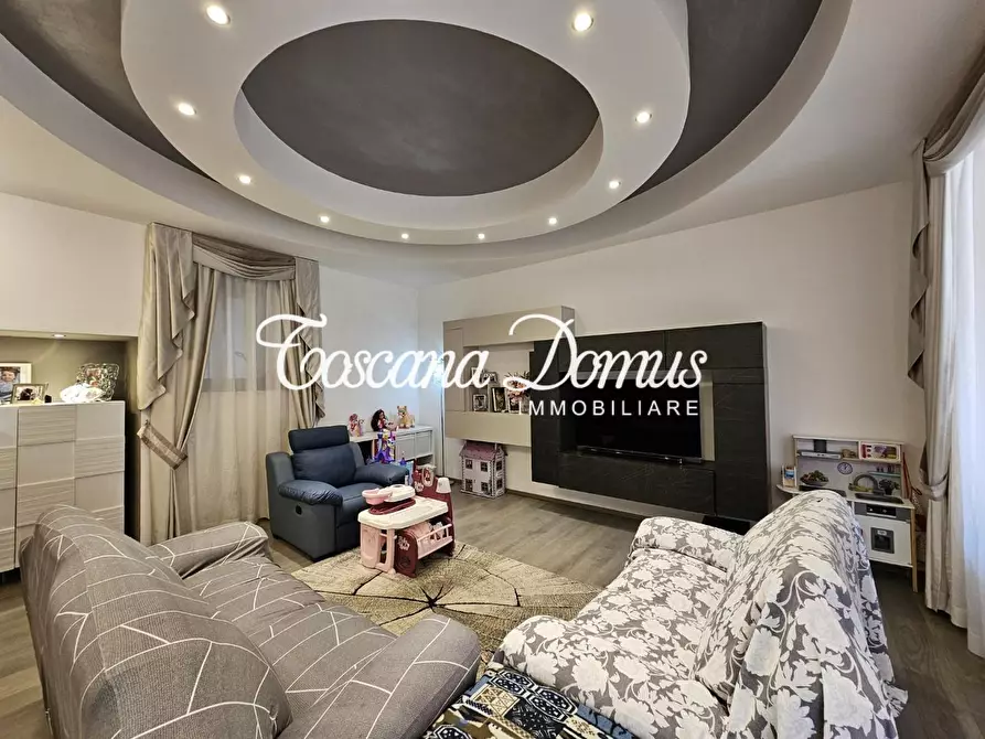 Immagine 5 di Appartamento in vendita  a Siena