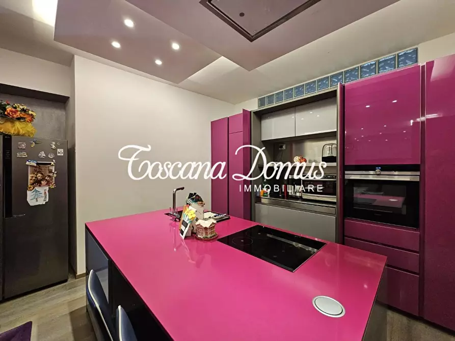 Immagine 13 di Appartamento in vendita  a Siena