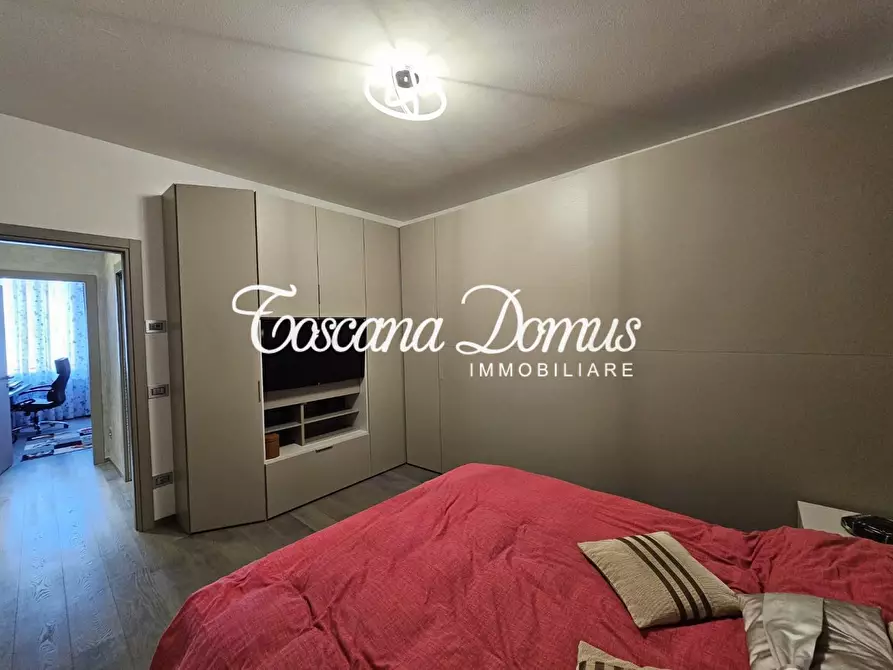 Immagine 19 di Appartamento in vendita  a Siena