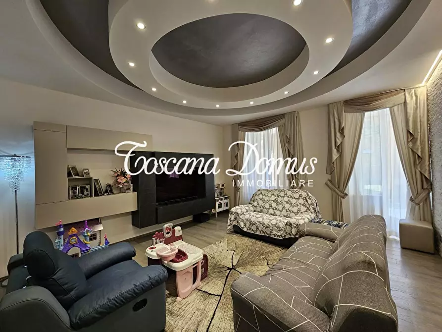 Immagine 3 di Appartamento in vendita  a Siena