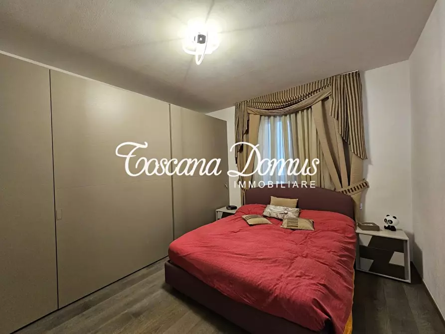 Immagine 17 di Appartamento in vendita  a Siena