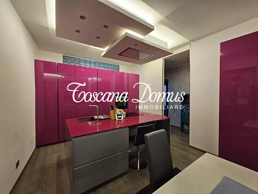 Immagine 12 di Appartamento in vendita  a Siena