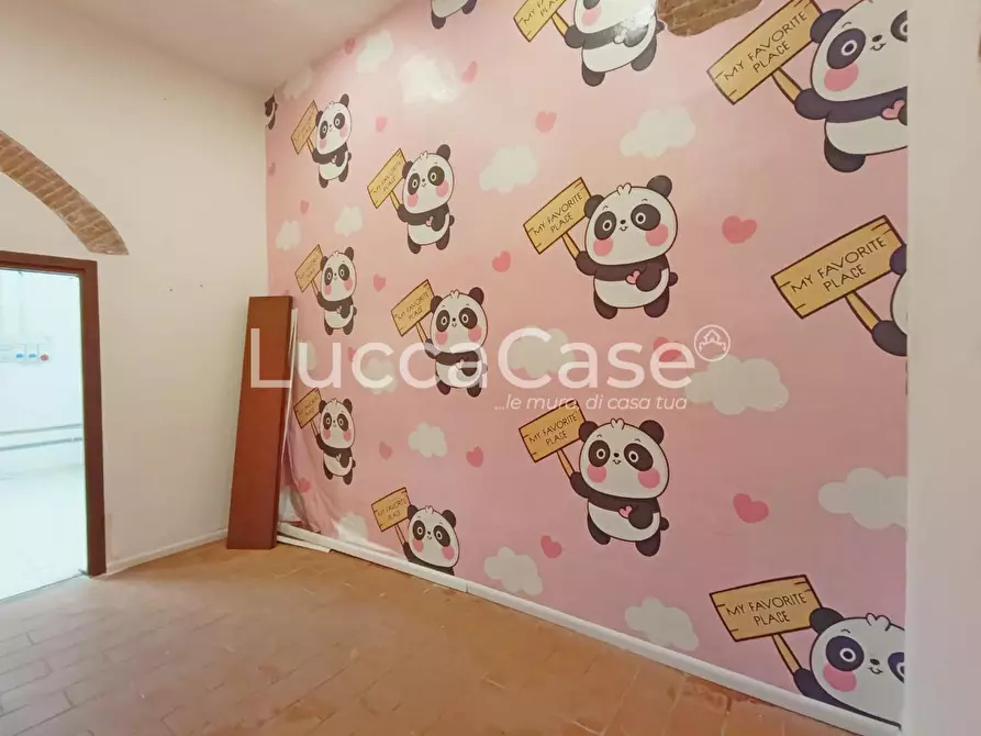 Immagine 6 di Locale commerciale in vendita  a Pisa