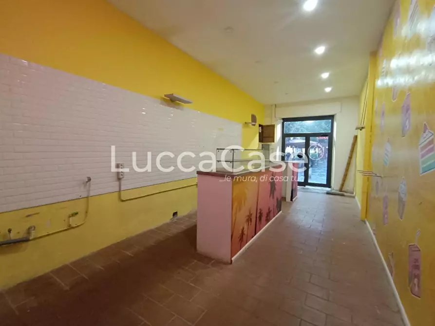 Immagine 3 di Locale commerciale in vendita  a Pisa