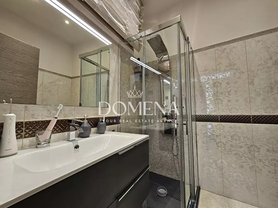 Immagine 32 di Appartamento in vendita  a Siena