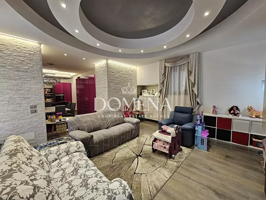 Immagine 4 di Appartamento in vendita  a Siena