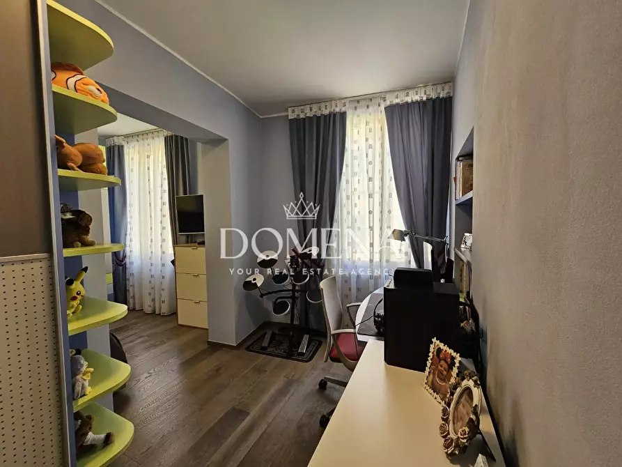 Immagine 21 di Appartamento in vendita  a Siena