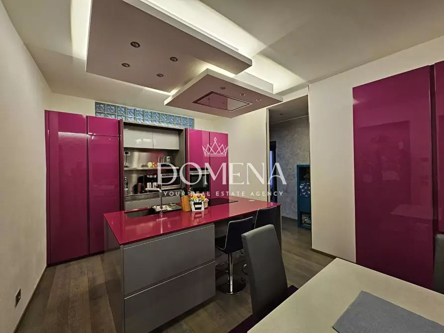 Immagine 15 di Appartamento in vendita  a Siena