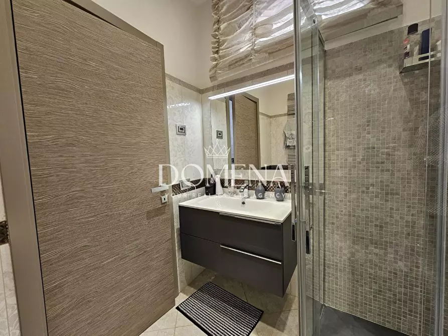 Immagine 31 di Appartamento in vendita  a Siena