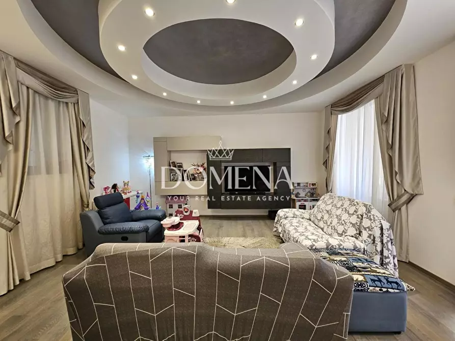 Immagine 6 di Appartamento in vendita  a Siena